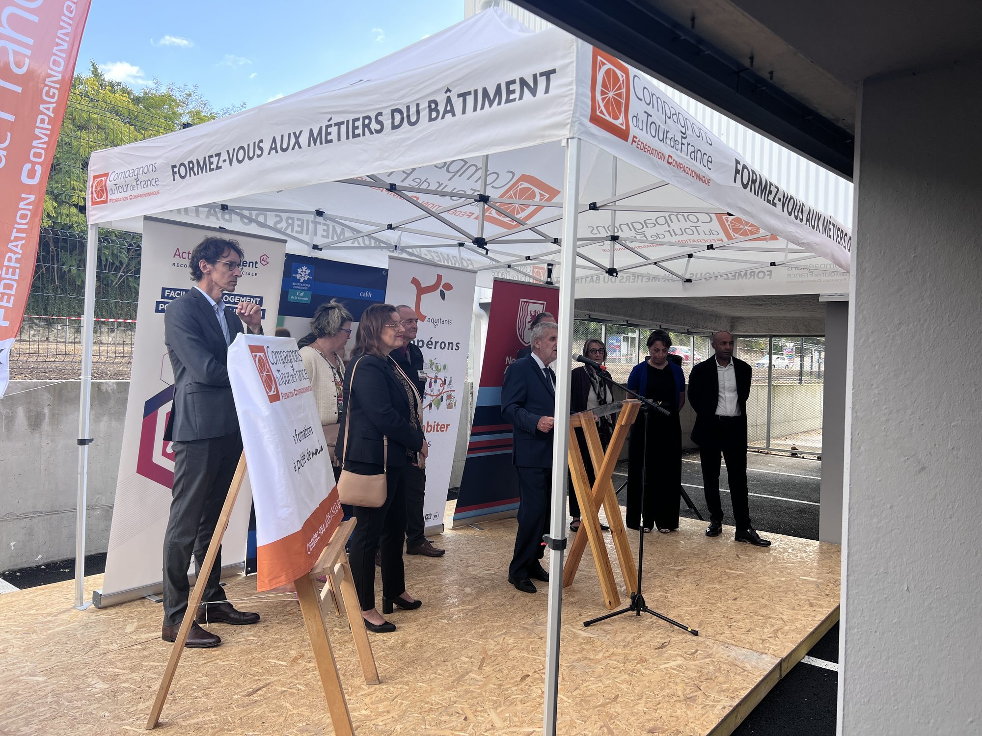 Foyer de Jeunes Travailleurs - inauguration